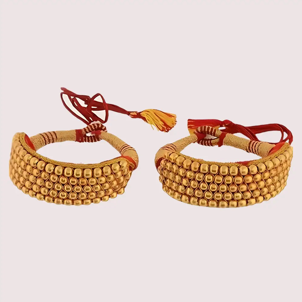 Gold Plated Kumauni Necklace with Pochi Set - Golden