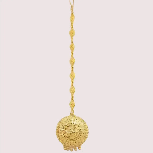 Graceful Gold-Plated Nath and Mangtika Set for Brides - Golden