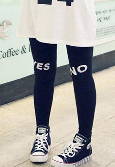 Womens celebrity yes or no printed legging - Black / One Size